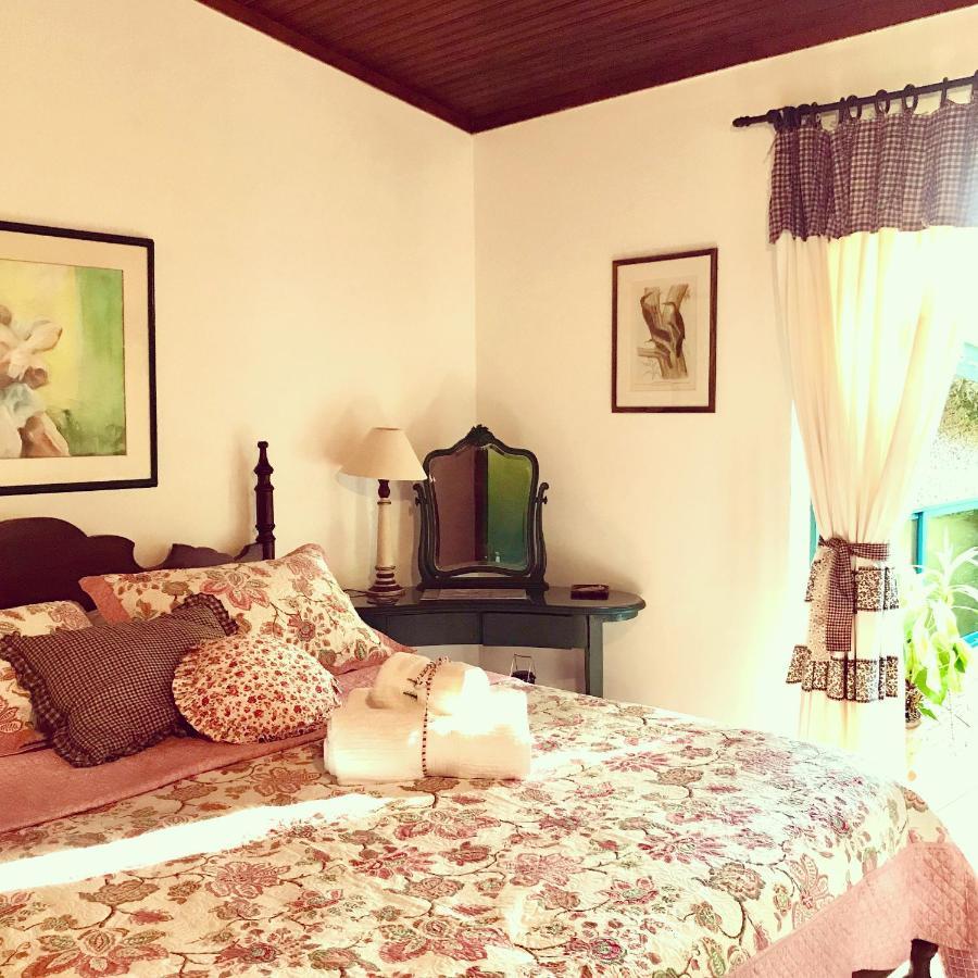 Hotel Pinheiros Do Rocio Petrópolis Esterno foto