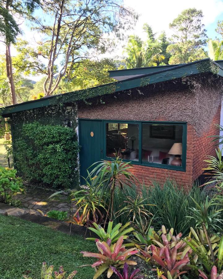 Hotel Pinheiros Do Rocio Petrópolis Esterno foto